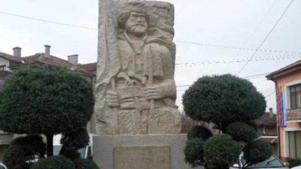 Откриват паметник на Кара Кольо в Тополовград | StandartNews.com