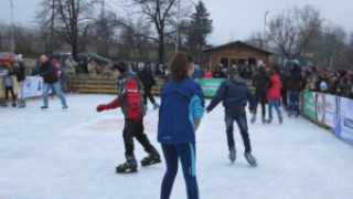 Отвори врати ледена пързалка  и в Горна Оряховица