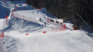 С 4 изкуствени писти Пампорово откри ски сезона