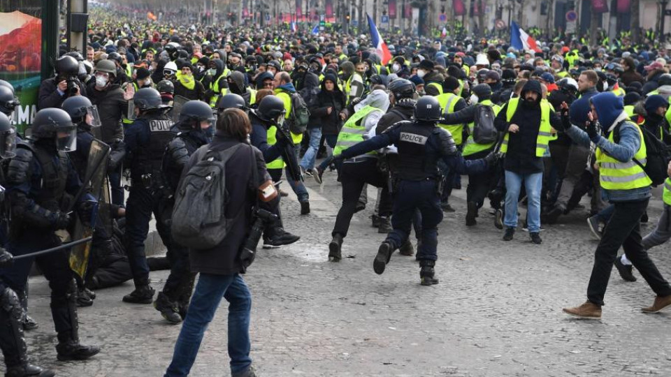 1700 арестувани след протестите във Франция | StandartNews.com