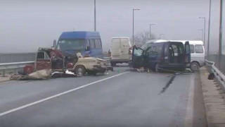 Заледен път взе 5 жертви (ОБЗОР)