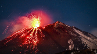 Изригна вулканът Етна в Сицилия