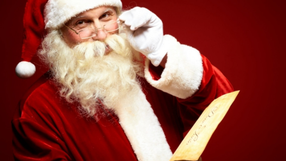 Ако Иисус и Дядо  Коледа имаха Фейсбук | StandartNews.com