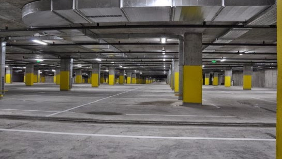 Нов буферен паркинг в центъра на София | StandartNews.com
