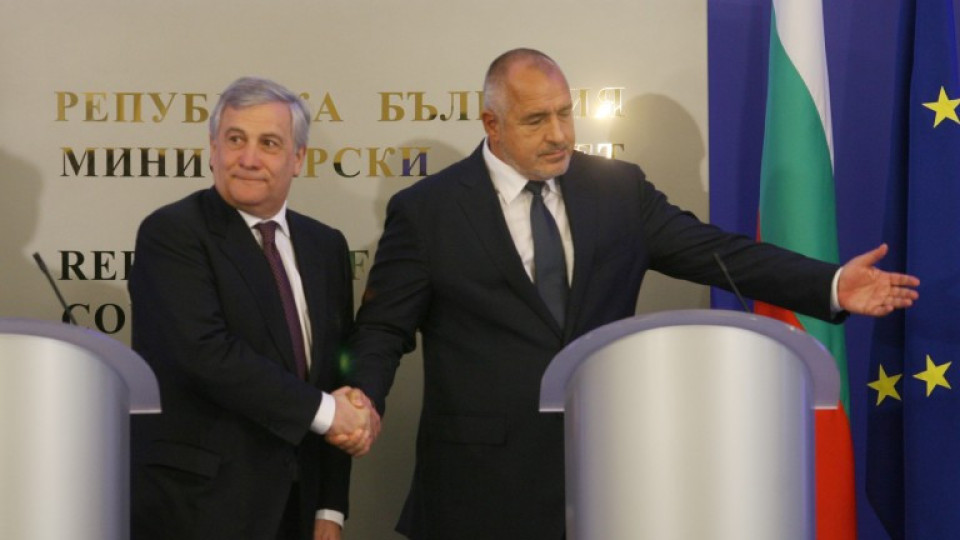 Борисов се чу с Таяни за превозвачите | StandartNews.com