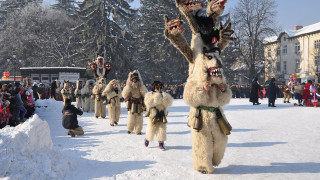 Хиляди кукери на "Старчевата 2019"