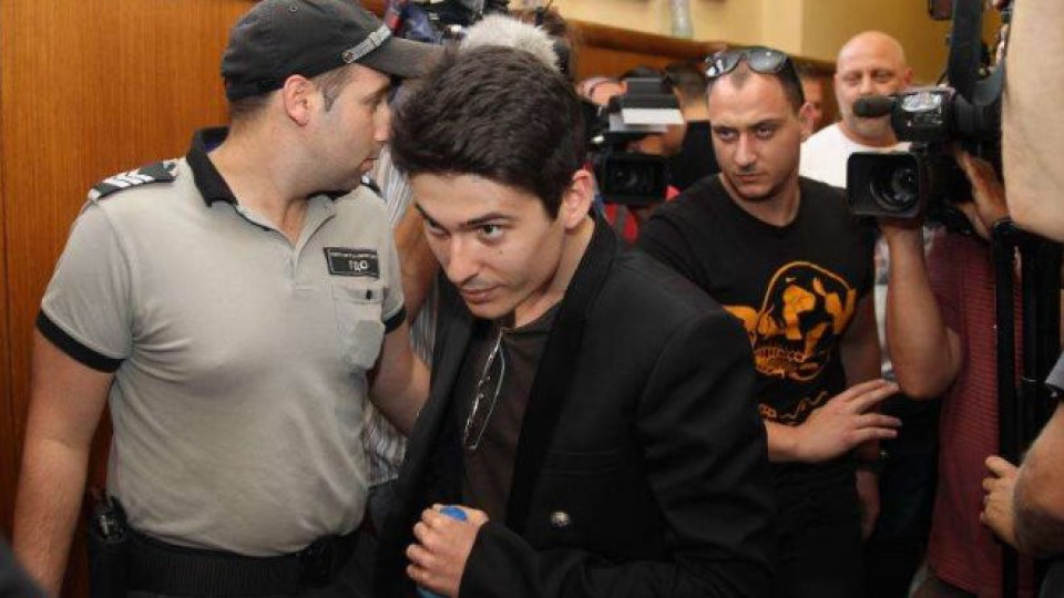 Трима лекари казват остава ли в ареста Арабаджиев-младши | StandartNews.com