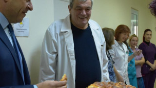 АГО към МБАЛ-Благоевград получи дар от общината пациентен монитор