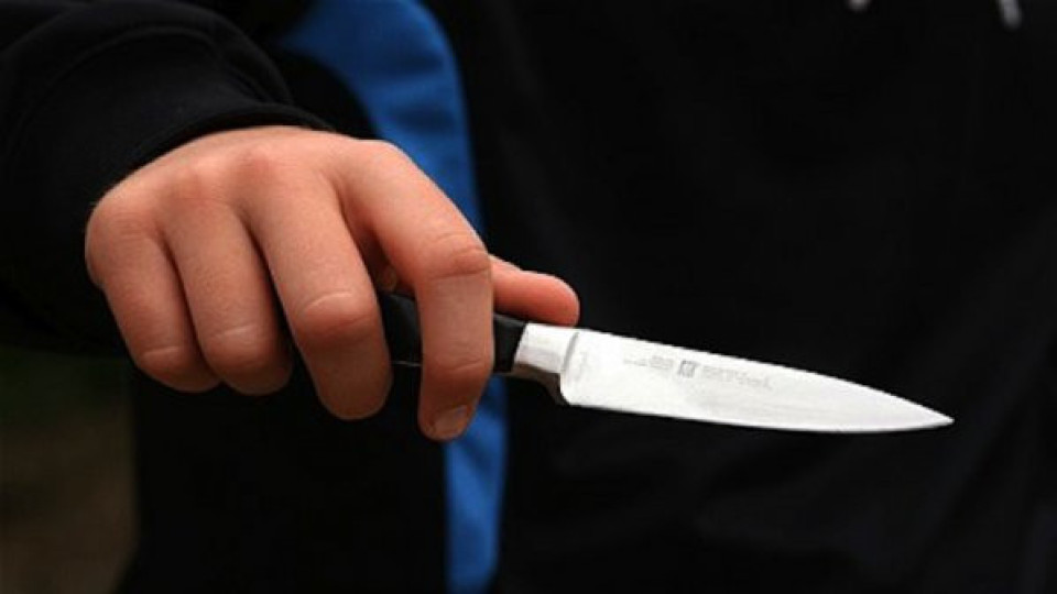 16-годишен, ранен с нож в гърба след свада | StandartNews.com