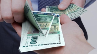 В ПЕТЪЧНИЯ СТАНДАРТ: Кога банката няма право да вдига лихвите