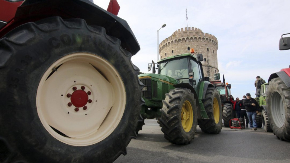 Гръцки фермери блокираха  пътя Серес - Солун | StandartNews.com
