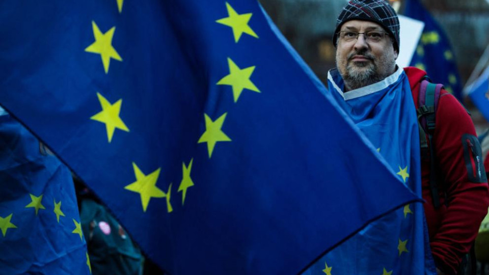 Европарламентът започва масова кампания за вота | StandartNews.com