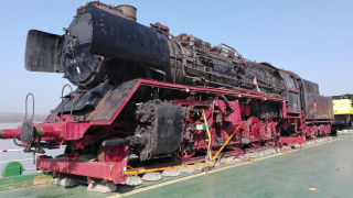 Ремонтираме в България уникален локомотив