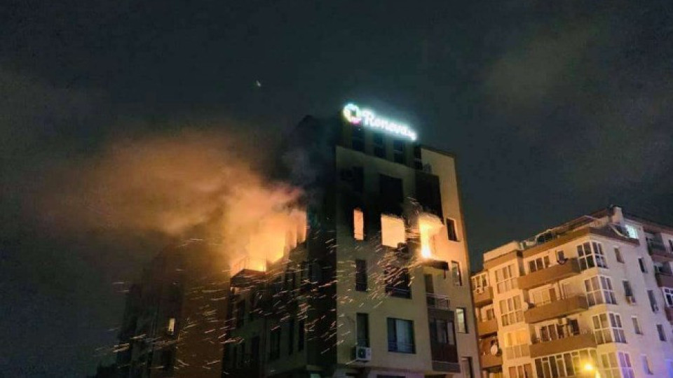Мъж е загинал при пожар в жилища сграда във Варна | StandartNews.com