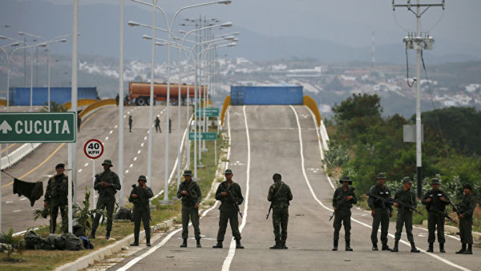 Венецуела разположи войски на границата с Колумбия | StandartNews.com