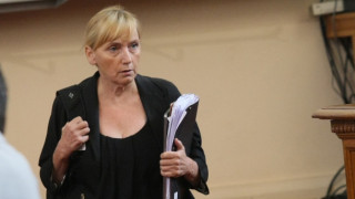 Елена Йончева е фаворит на бургаските социалисти за евродепутат
