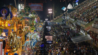 Рио де Жанейро отново е в треската на карнавала