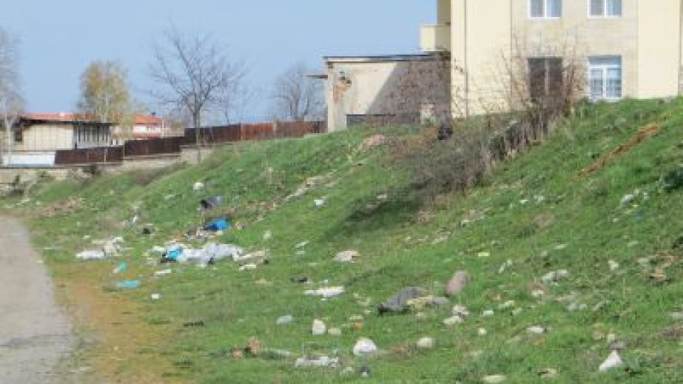 Започна пролетното почистване в община Момчилград | StandartNews.com
