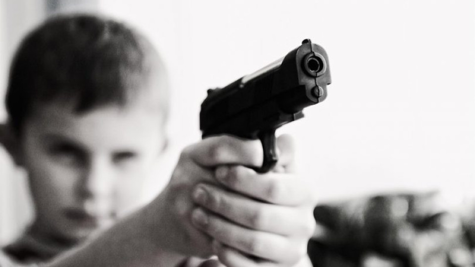 Децата ни крадат, друсат се и се бият | StandartNews.com