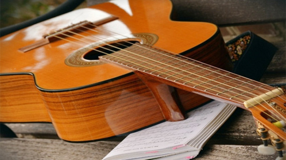 Музиканти даряват китари на планински хижи | StandartNews.com