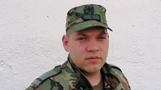 Военен спаси дете от удавяне