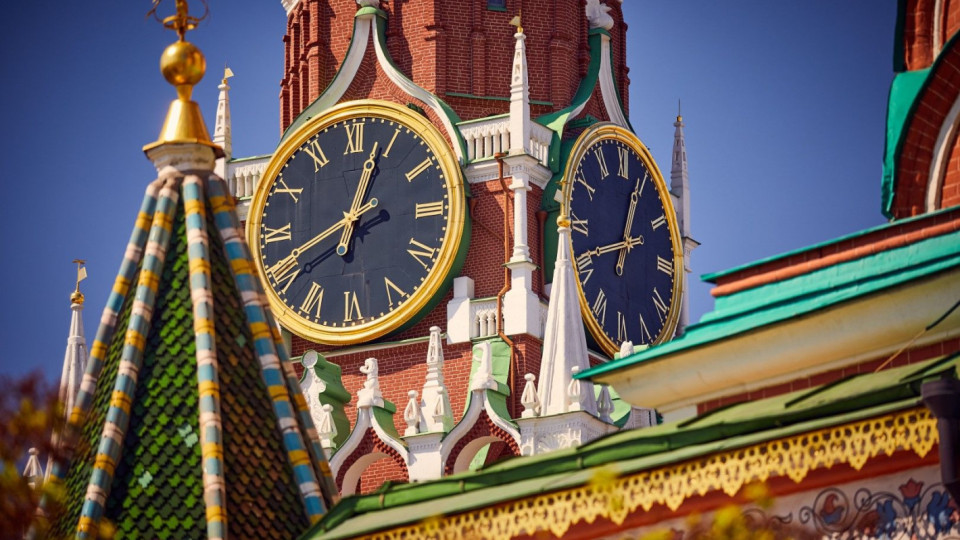 Руският парламент одобри нови глоби за обиди | StandartNews.com