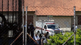 Откриха бомба в училището на ужасите в Бразилия