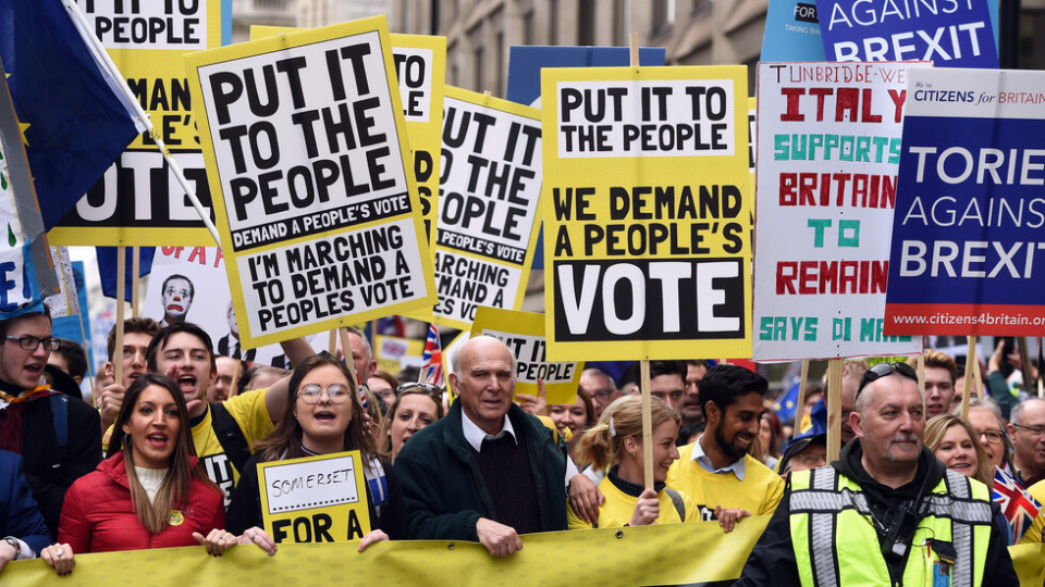 Лондон поиска нов референдум и оставане в ЕС | StandartNews.com