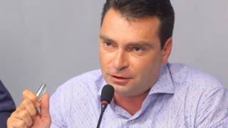 Паргов: Позор е отсъствието на тримата български евродепутати