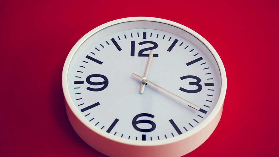 Местим часовниците с час напред в неделя | StandartNews.com