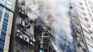 Жертвите на пожара в Бангладеш вече са 25