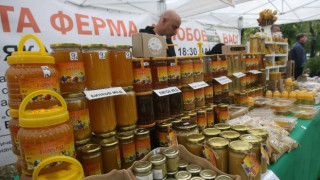 Часът на Земята в София: Фермерски пазар и огнено шоу