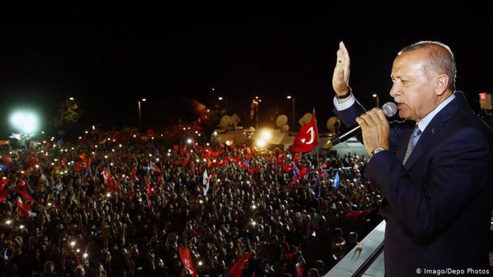 Пирова победа за Ердоган, губи големите градове | StandartNews.com