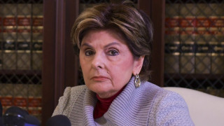 Провален брак и изнасилване правят Глория Олред адвокат №1