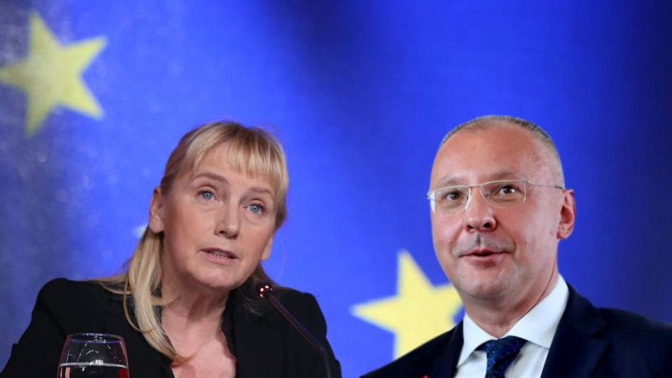 Политолог: Предстои драма в БСП за евровота | StandartNews.com
