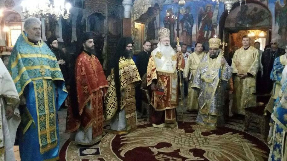 Сионий продължава ремонта на Бачковския манастир /ОБНОВЕНА/ | StandartNews.com