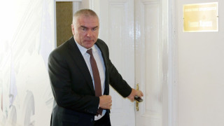 Орхан Исмаилов и Кольо Парамов в листата на ВОЛЯ