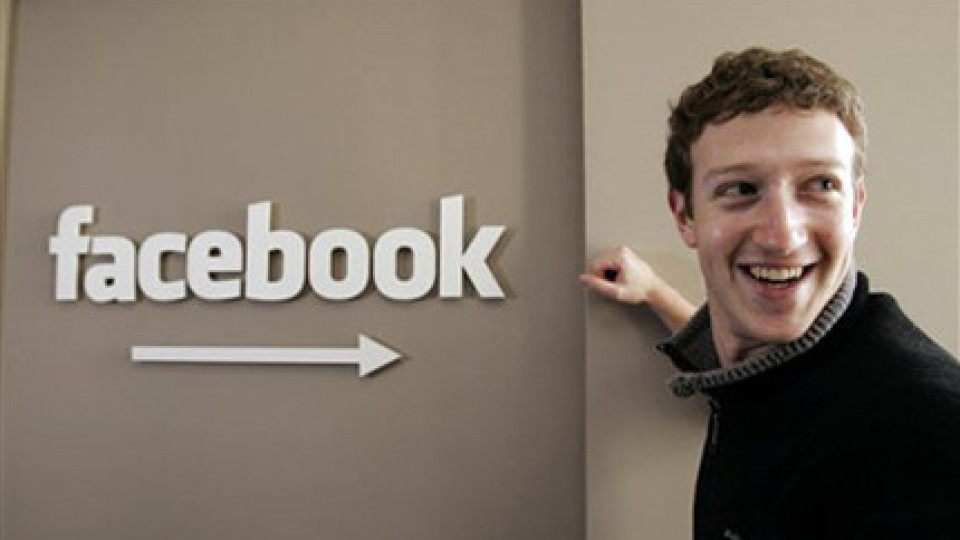 Акционерите на Фейсбук скочиха на Зукърбърг | StandartNews.com