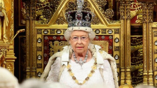 Мей може да отложи речта на Елизабет II