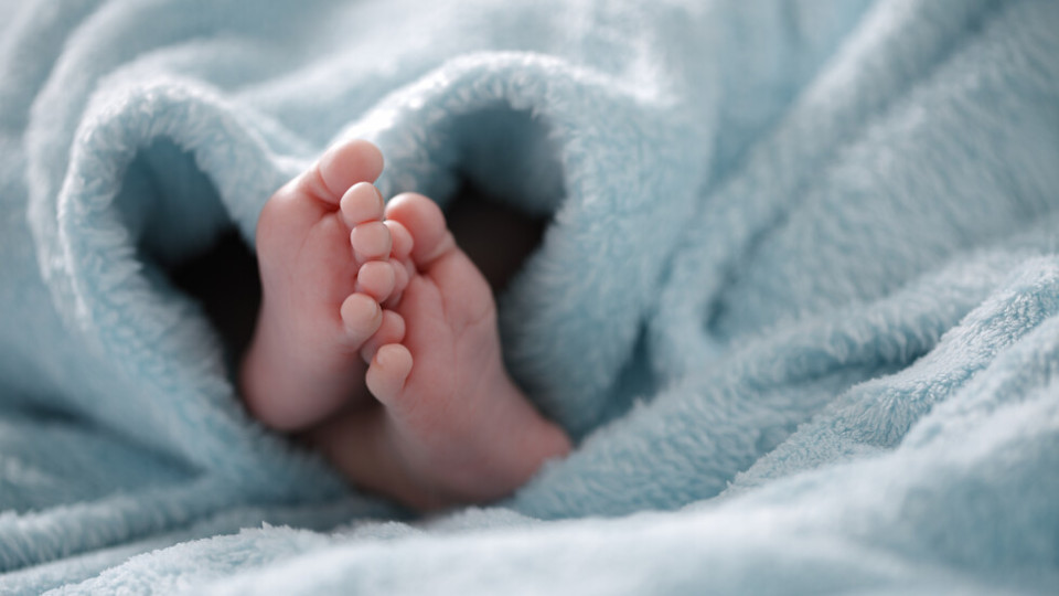 Бебе се роди с 4 промила алкохол в кръвта | StandartNews.com