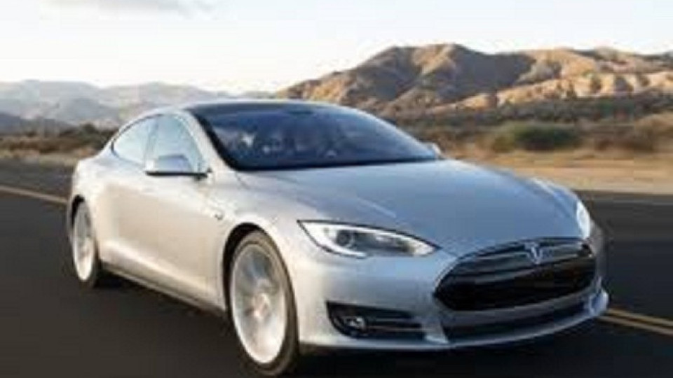 Два автомобила Tesla се самовзривиха | StandartNews.com