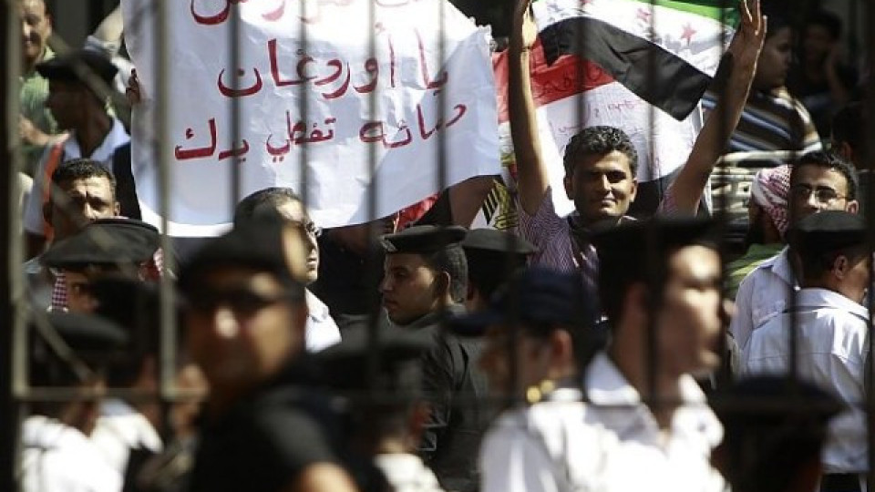 Удължиха извънредното положение в Египет | StandartNews.com