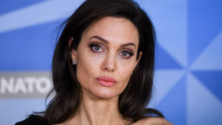 Джоли лишава пет от шестте си деца от наследство
