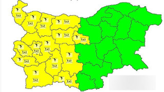 Жълт код за силни валежи в 14 области