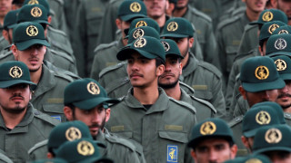 САЩ изпращат сигнал на Иран с ударна бойна група