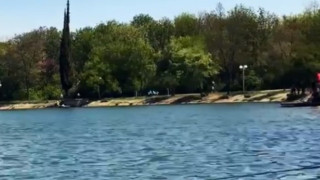 Мъж се удави в езеро пред очите на десетки