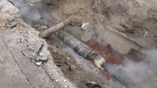Вижте къде спират топлата вода в София за ремонти