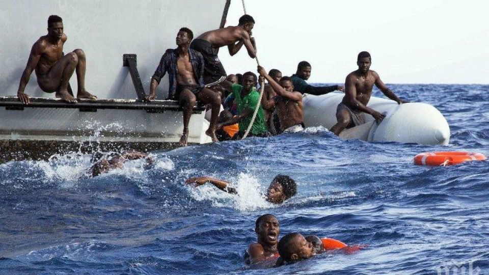 70 удавени, десетки изчезнали в морето край Тунис | StandartNews.com