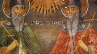 Църквата почита днес Кирил и Методий