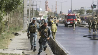 Над 70 души са убити при безразборна стрелба в Афганистан